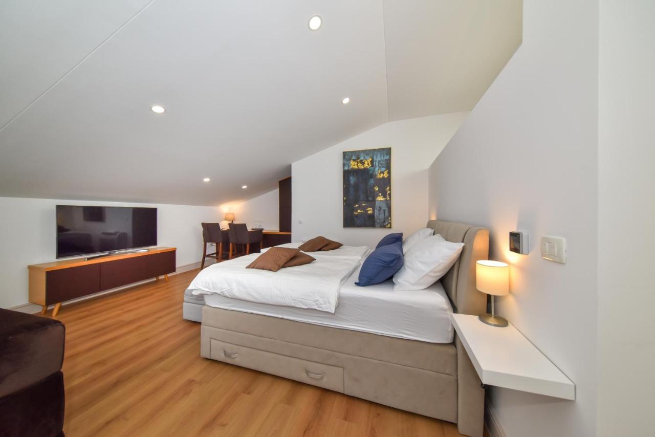 Ferienwohnung Novem Zadar Exterior foto